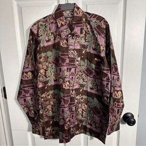 Thai Silk 100% silk men's shirt size small, long sleeve, fun design of people